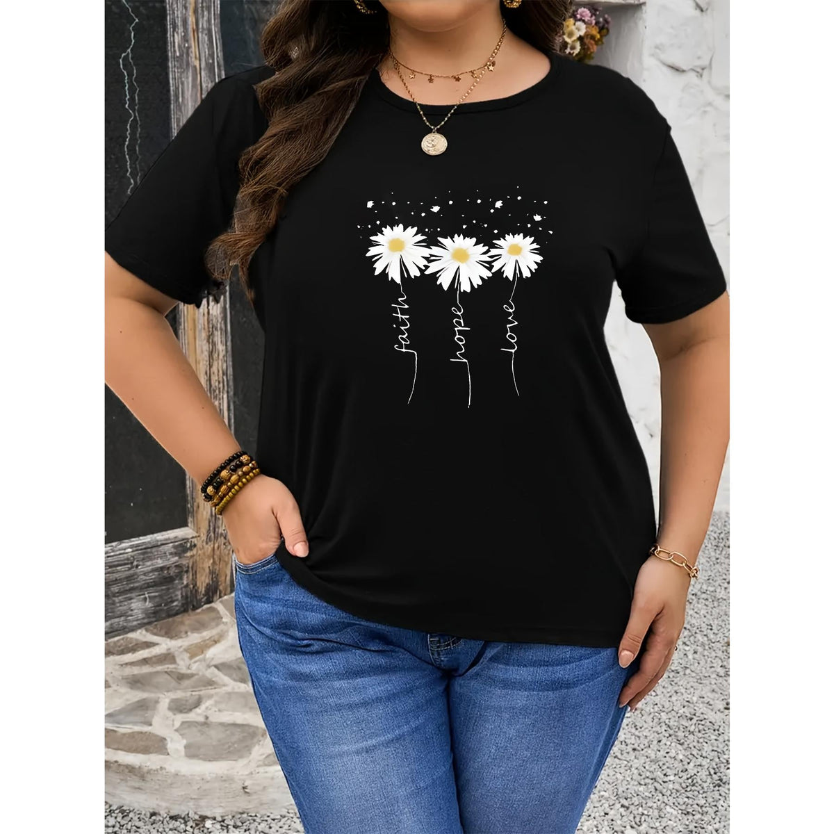 Plus Size - Plus Size - Plus Size Black T-Shirt with Daisy Print for Women