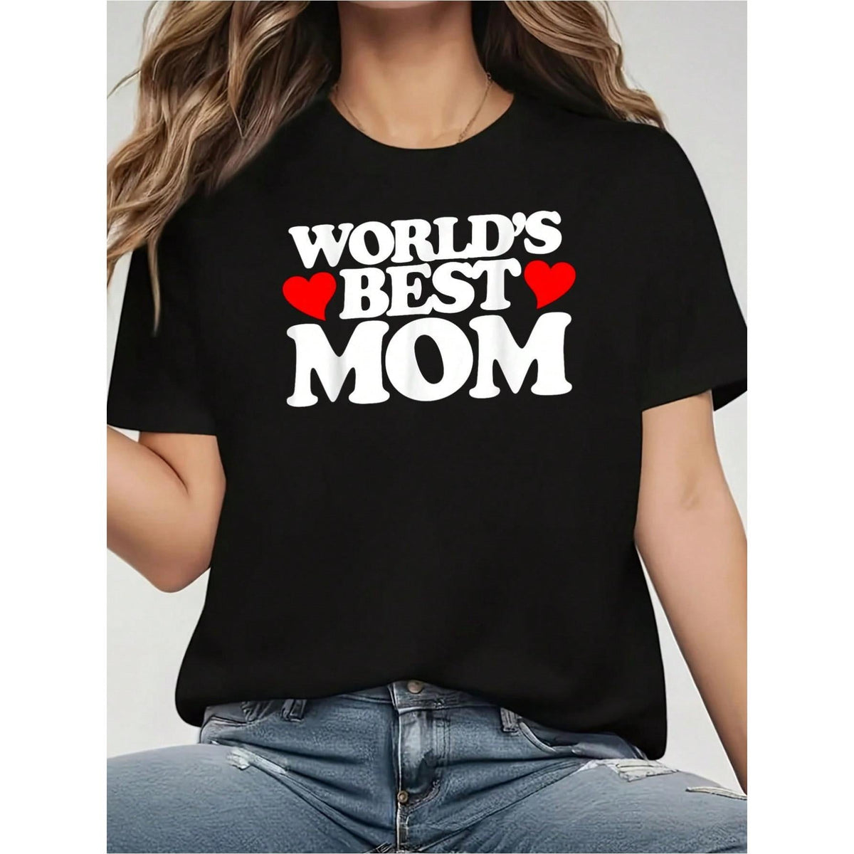 World's Best Mom Shirt For Mother's Day T-Shirt- Printed Crew Neck T-Shirt For Women - Casual Crew Neck, Short Sleeve, Breathable 100% Cotton Top