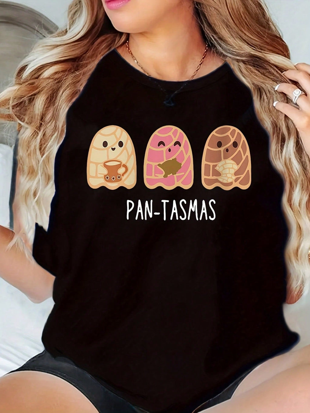 Funny Pantasmas Ghost Pan Dulce Sweatshirt, Cute Ghost Conchas Tees, Latina Shirt, Mexican Halloween T-Shirt, Halloween Gift For Woman