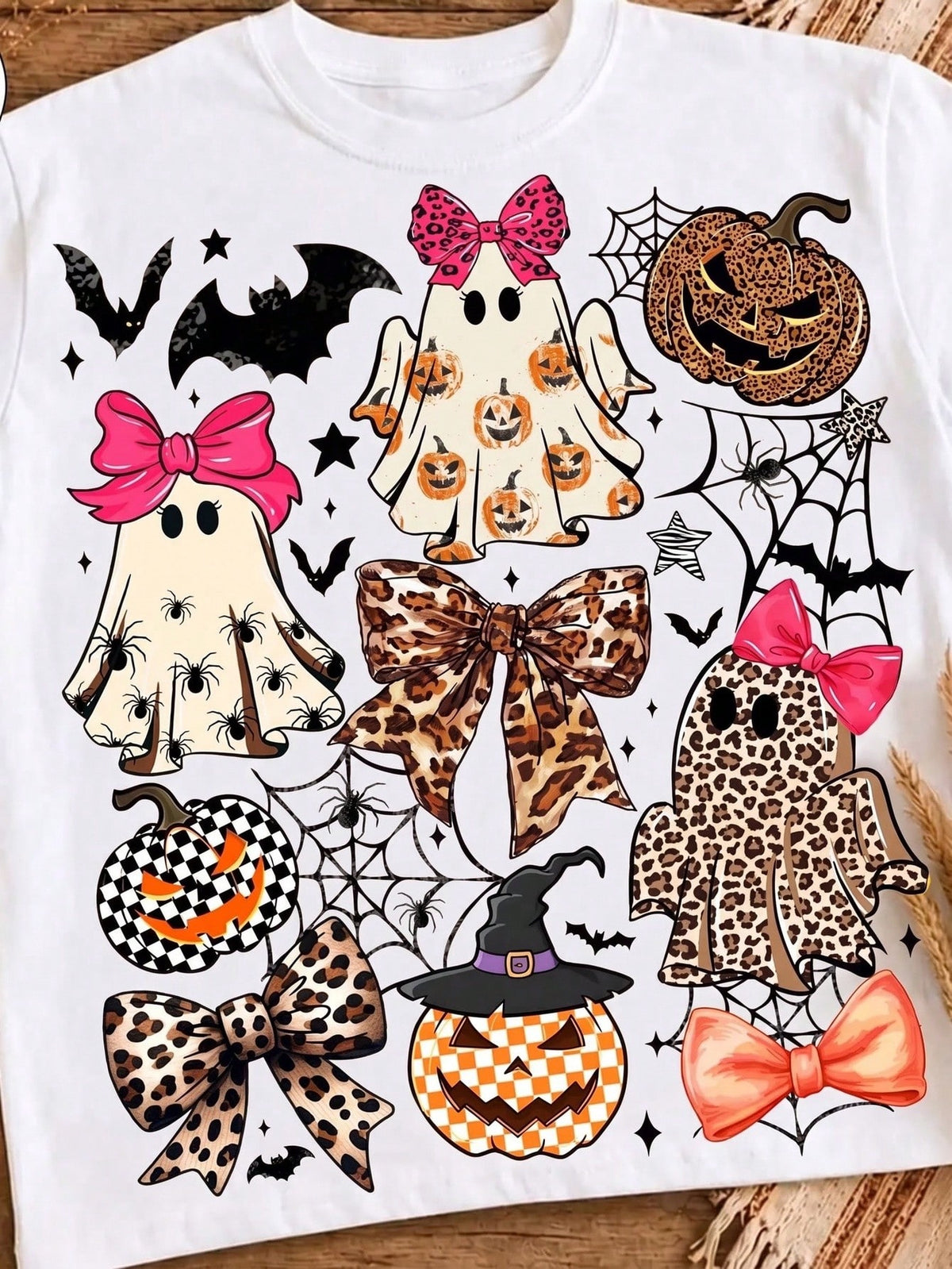 Womens Retro Halloween Coquette Graphic Tee, Leopard Ghost Pumpkin Bow Print Short Sleeve Oversized Casual T-Shirt