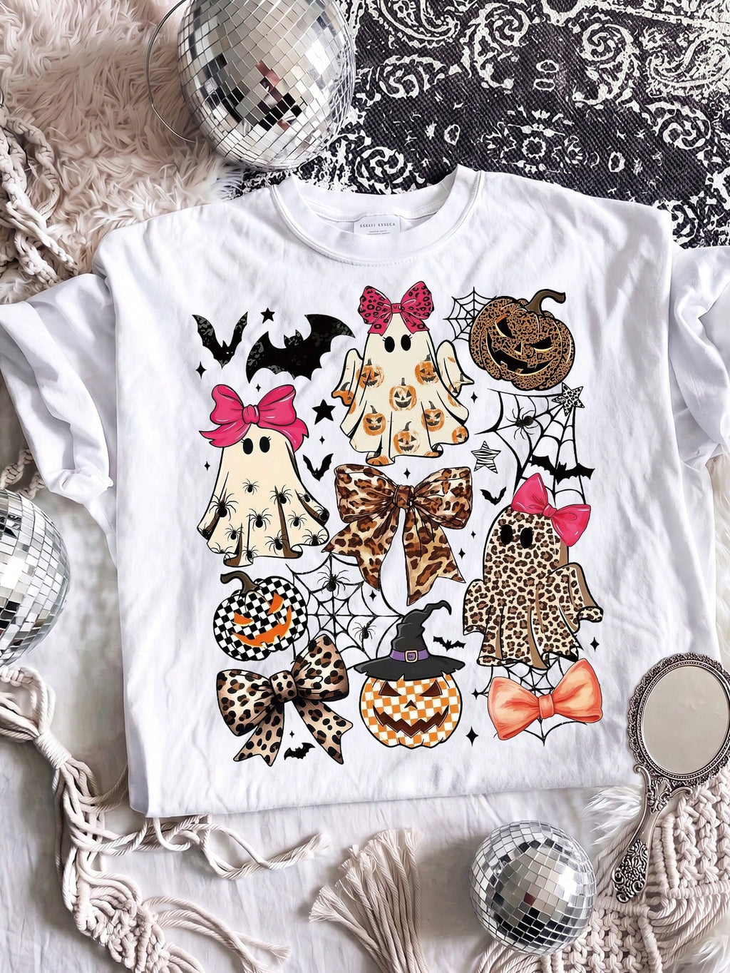Womens Retro Halloween Coquette Graphic Tee, Leopard Ghost Pumpkin Bow Print Short Sleeve Oversized Casual T-Shirt