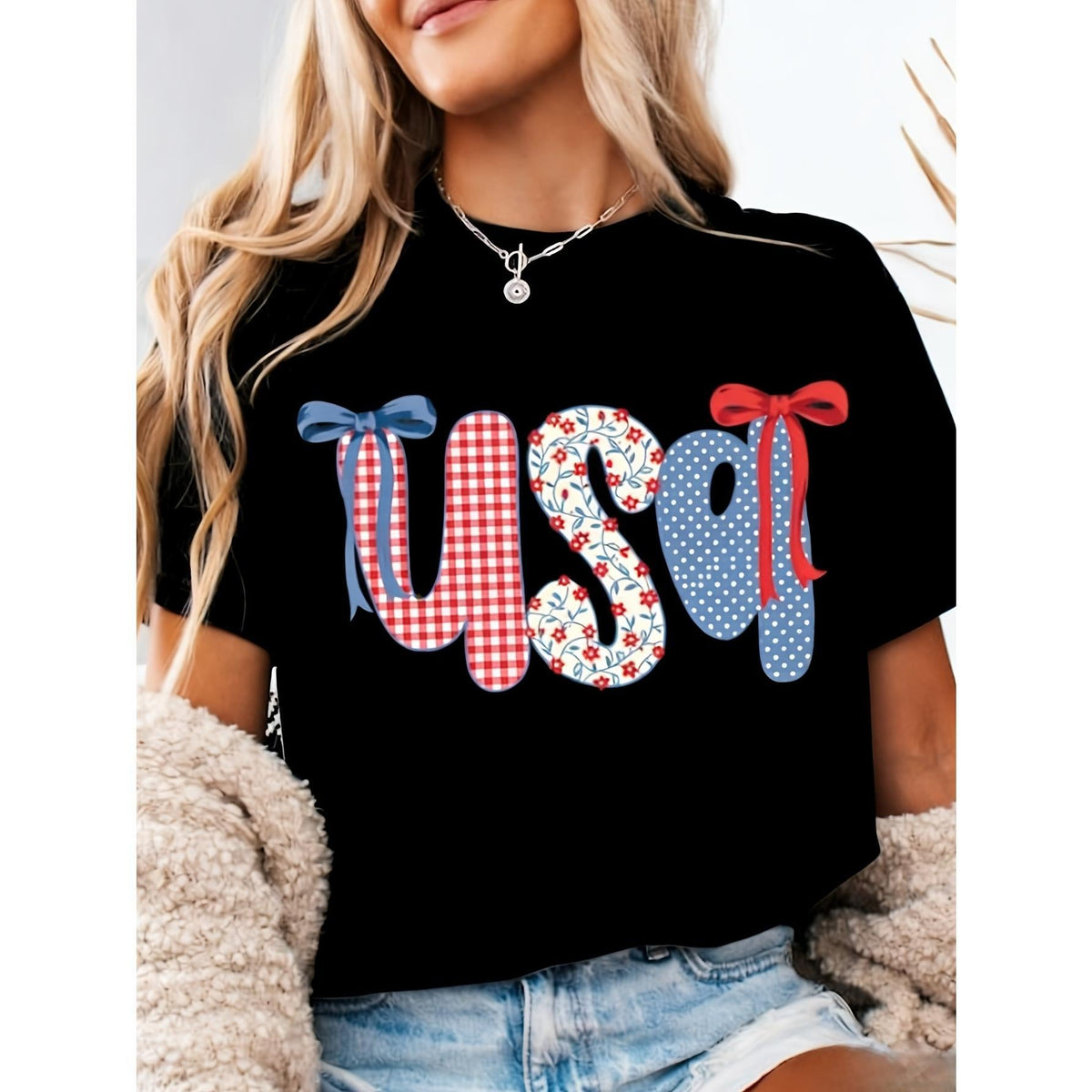 Women's Patriotic USA Flag T-Shirt - Floral Stars & Stripes Design with Gingham Bow Accent, Red White Blue Casual Round Neck Short Sleeve Tee for 4th of July, Labor Day, Thanksgiving & Halloween - Comfortable Casual Attire, Ideal Gift for Women & Men