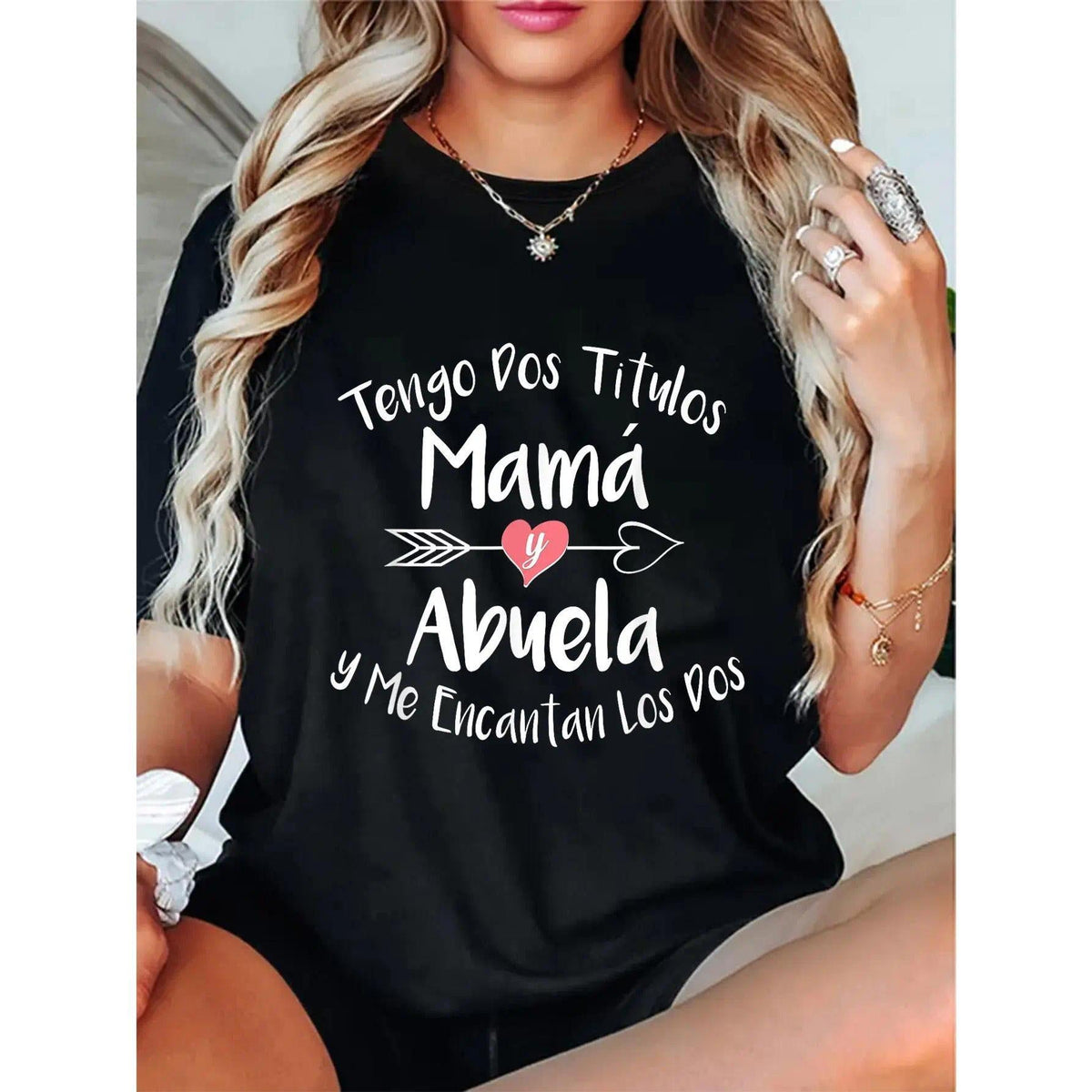 Tengo Dos Titulos Mama Y Abuela Spanish Family Mom Grandma T-Shirt