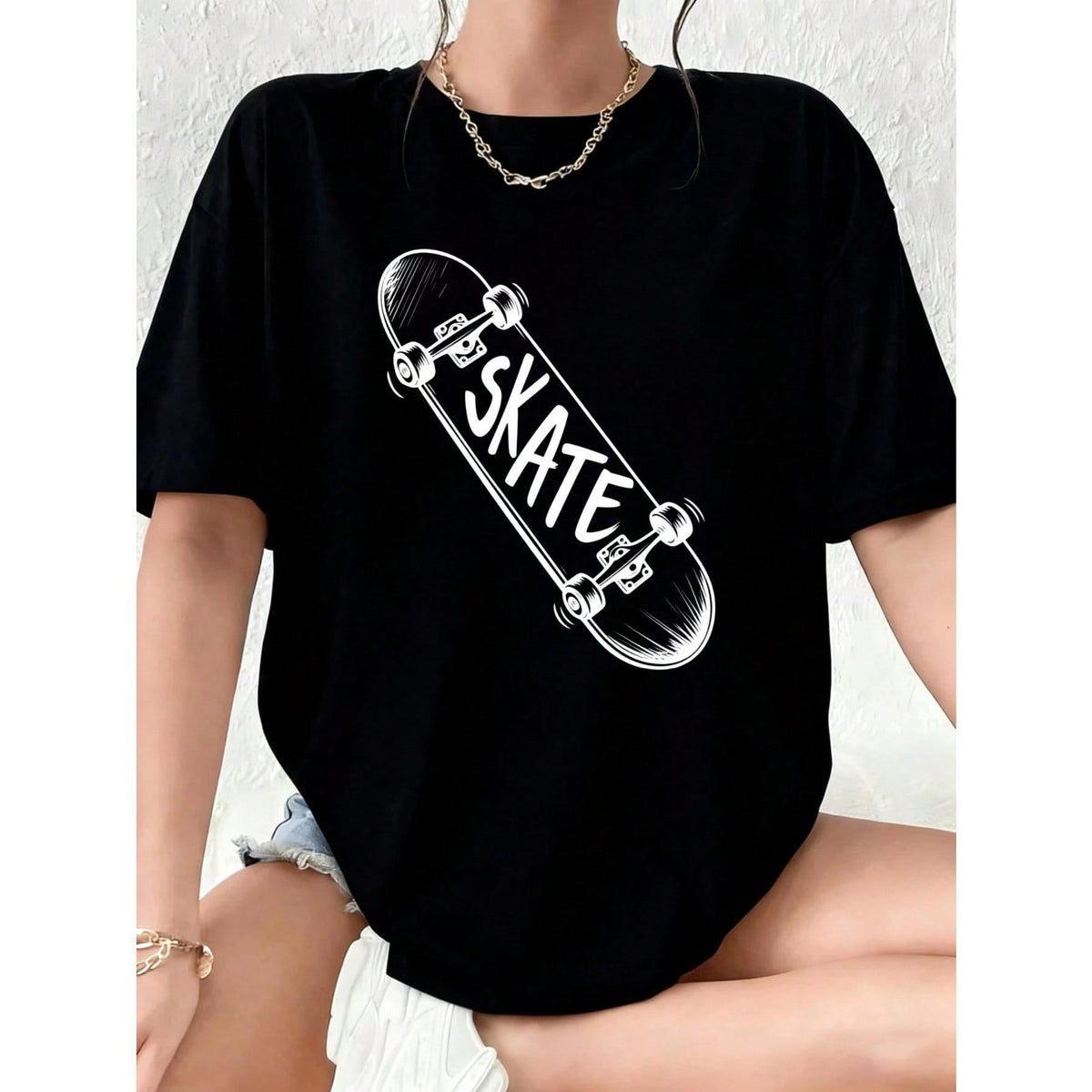 Fun Prints For Both Men And Women Skateboard Graphic T-Shirt Women Oversized Black Skate Print Casual Summer Top Streetwear Fashion Tees Can Be Used As A Gift