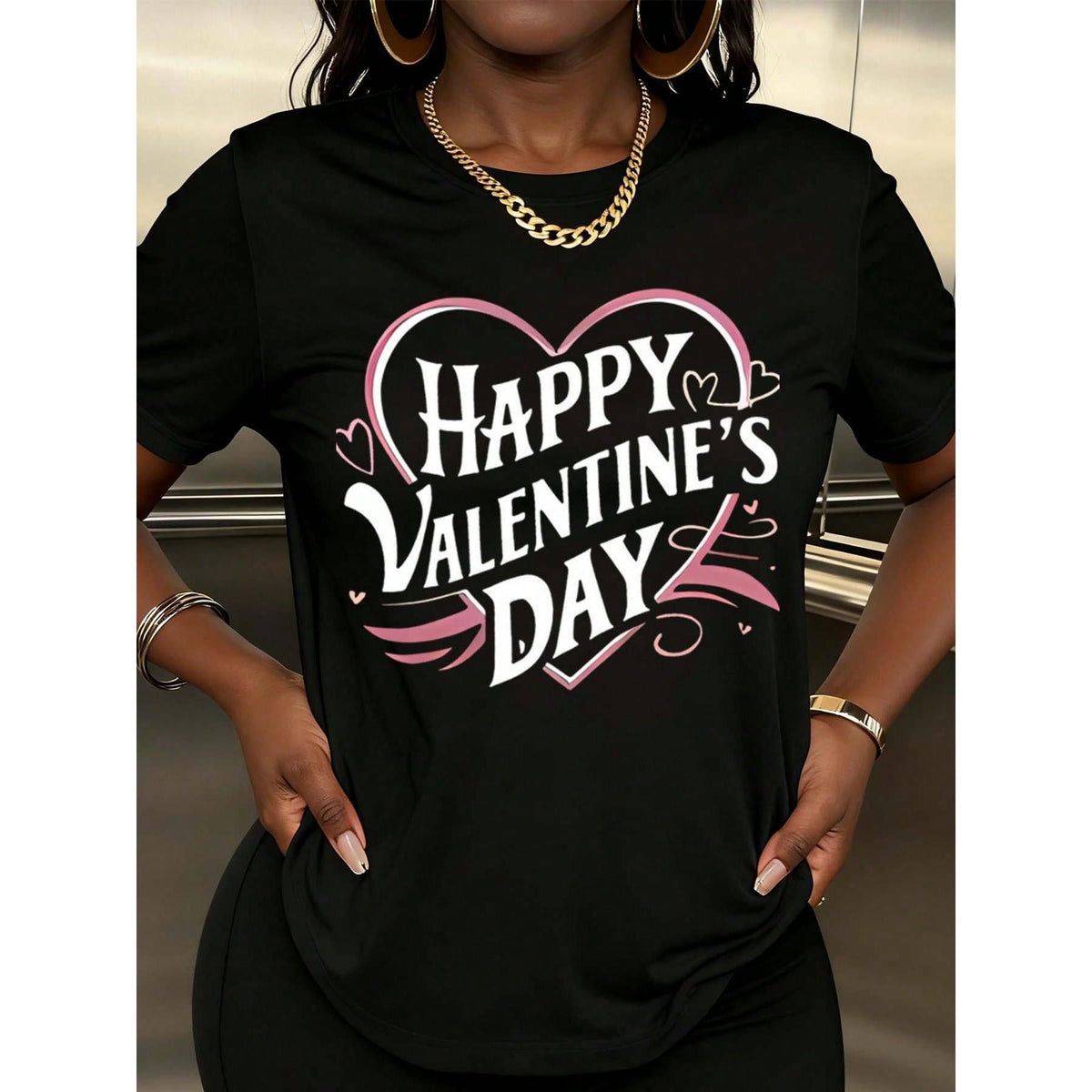 Lady's 100% Cotton Short-Sleeve Heart Print T-Shirt - Casual Regular-Fit Piece for Valentine's Day Celebrations