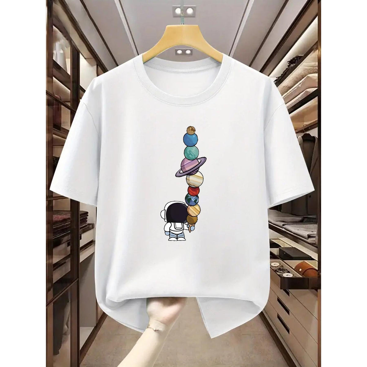 Men's T-Shirt Cartoon Astronaut T-shirt with Planet Design Comfortable casual short-sleeved T-shirt