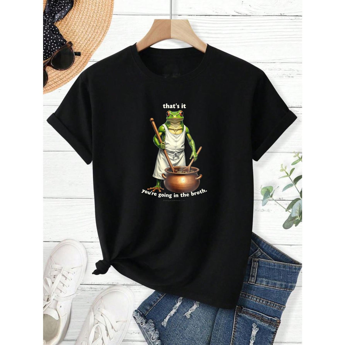 Frog Chef Cooking Pattern Women Round Neck T Shirt Loose Fit 100 Percent Pure Fashion Versatile Fabric Comfortable Soft Suitable for Daily Wear And Festival Gifts Funny Frog with Pot And Spoon Text That S It You Re Going In The Broth Summer