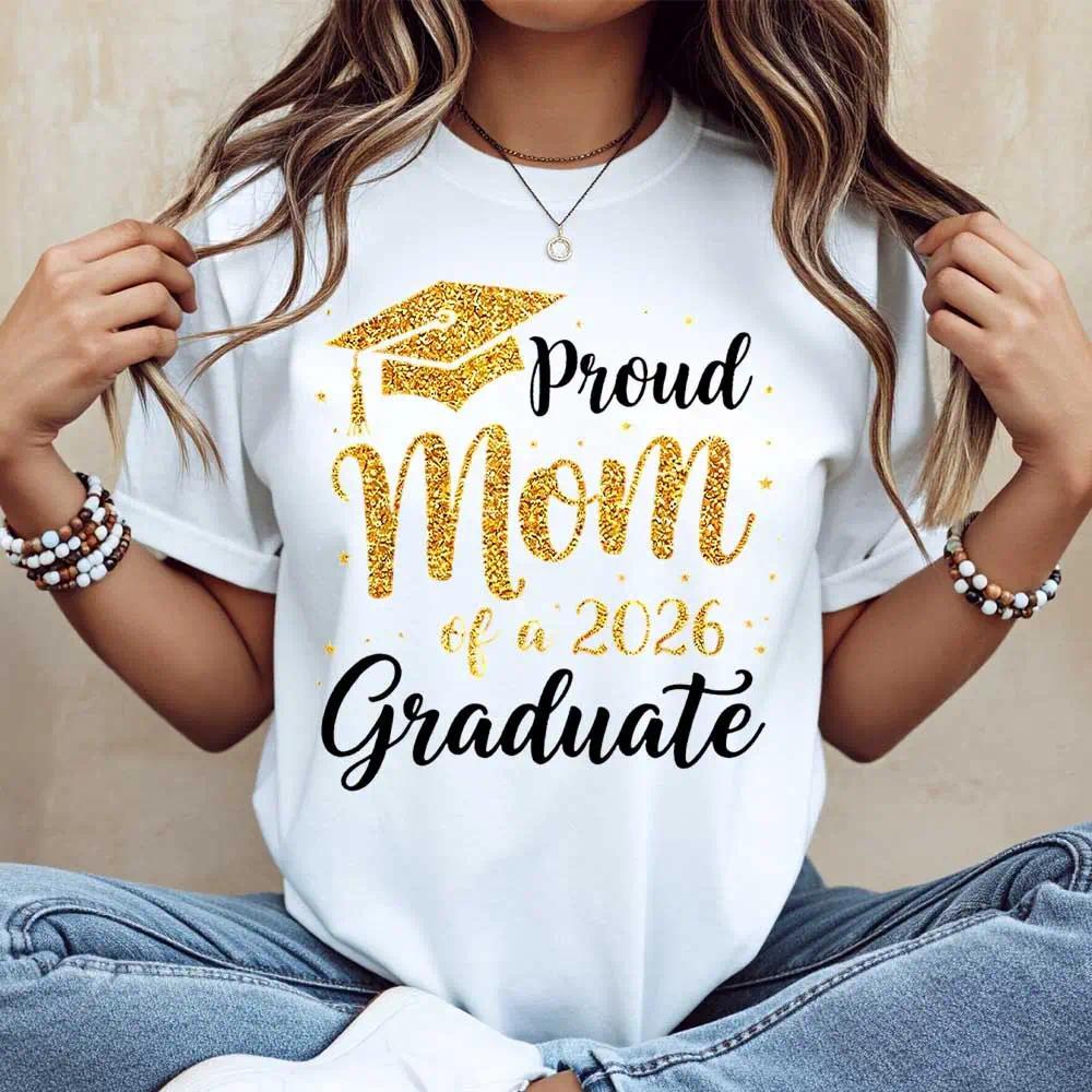 “Proud Mom of a 2026 Graduate” Graduation T-Shirt | Women’s Casual Crew Neck Tee | Cap & Class of 2026 Design | Mother Graduation Gift